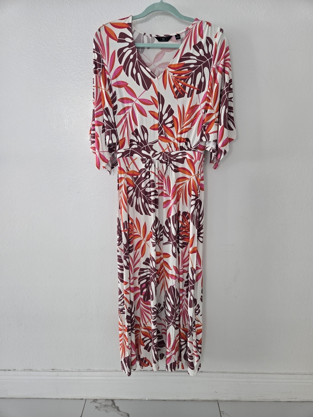 G by Giuliana Pink, Orange & Brown Tropical Leaf V-Neck Maxi Dress Size SP